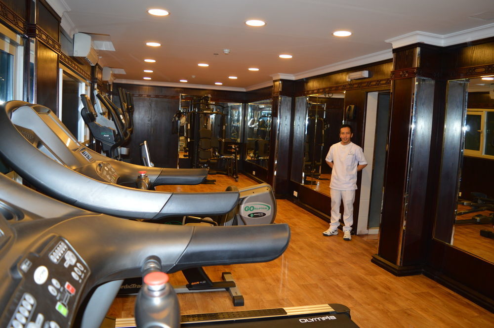 Oyo 411 Moon Hotel Dammam Bagian luar foto