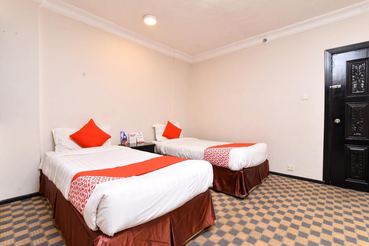 Oyo 411 Moon Hotel Dammam Bagian luar foto