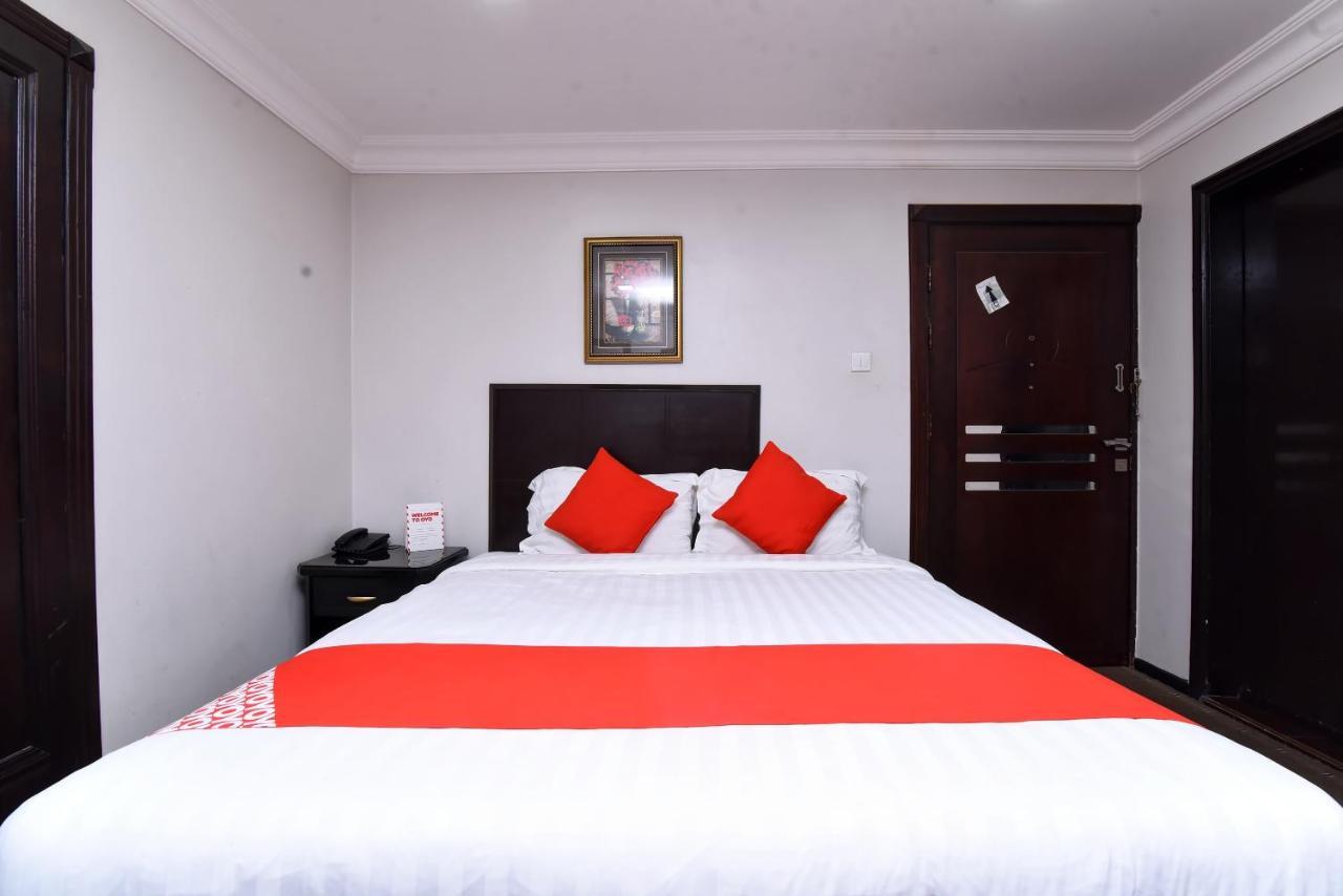 Oyo 411 Moon Hotel Dammam Bagian luar foto